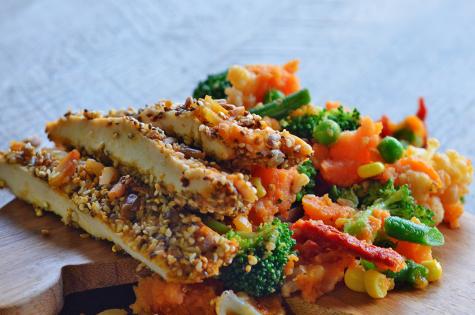 Chia-crusted-chicken--veg-smash1